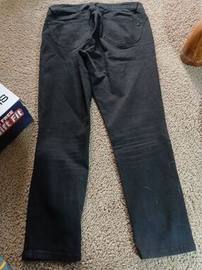 Democracy Black Women's Straight-Leg Jeans